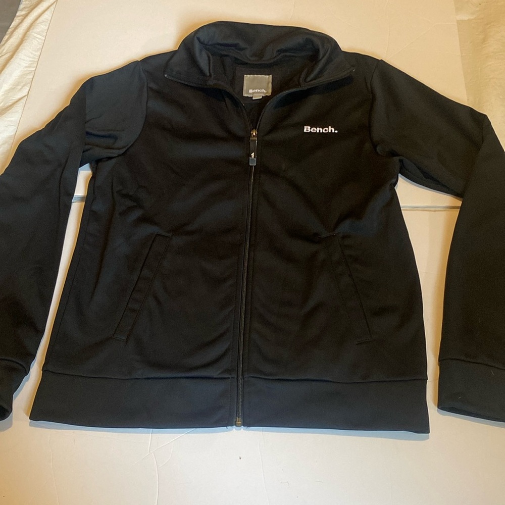 Bench jacket.in like new condition, black